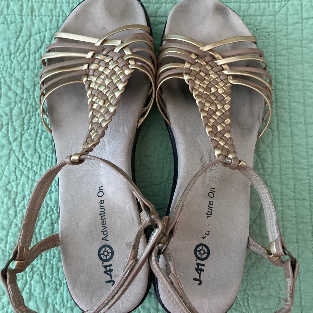 J-41 Adventure On gold tone leather wedge sandals adjustable velcro strap Size 9